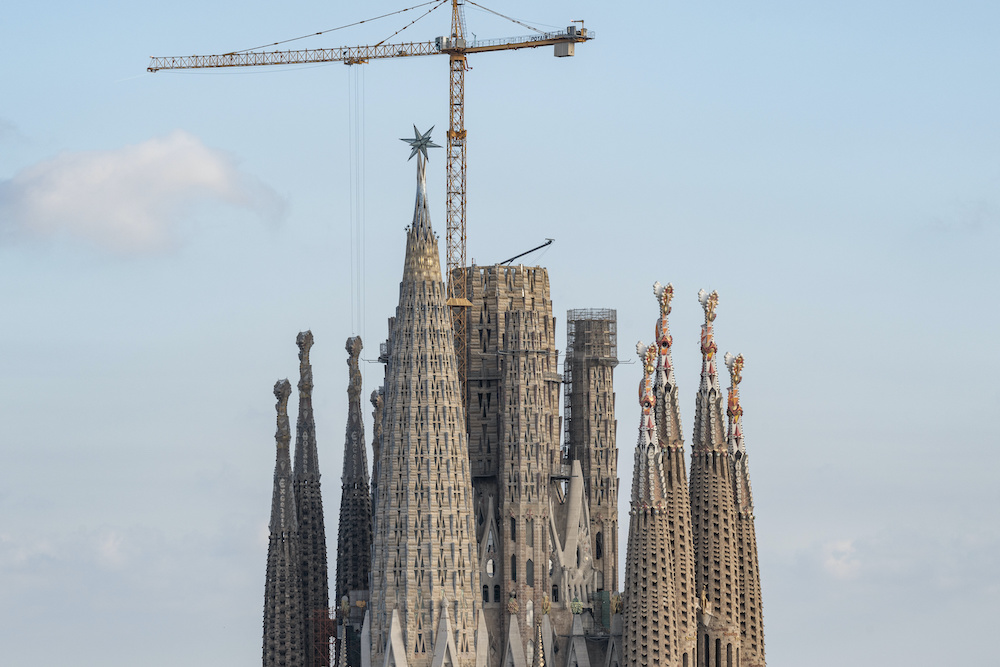 La Sagrada Familia prevé para el 2022 la finalización de las torres de los Evangelistas Lucas y Marcos y elevar la torre de Jesús tres niveles más