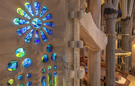 La Sagrada Familia invita a visitar la Basílica por Santa Eulalia