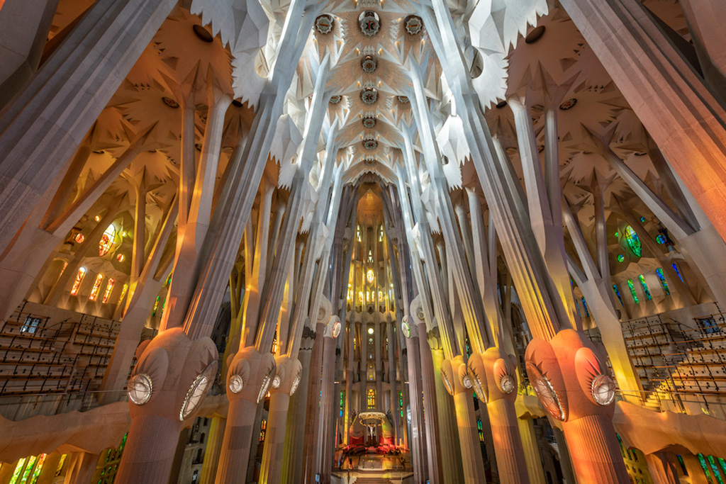 La Basílica acogió  la misa con motivo del 50 aniversario del nacimiento de la primera comunidad Neocatecumenal
