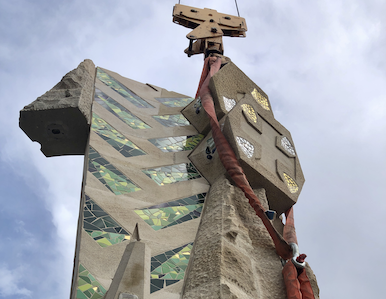 Tambour goes on first level of pinnacle of the tower of Luke