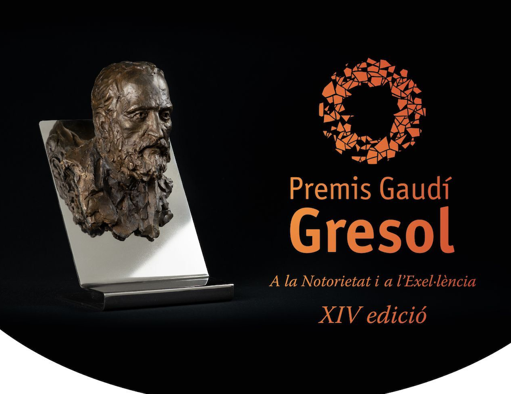 Mr Esteve Camps, Executive Chairman of the Junta Constructora, receives Gaudí Gresol Award for architecture