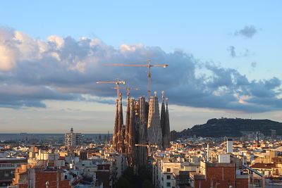 Sagrada Família construction licence approved