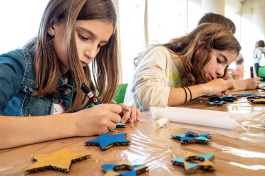 More than 600 boys and girls take part in children’s Christmas workshop