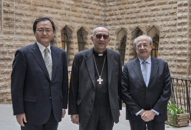 El embajador de Japón, el Sr. Takahiro Nakamae, realiza una visita institucional a la Basilica de la Sagrada Familia