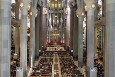Sagrada Família hosts Easter Concert with Orfeón Donostiarra