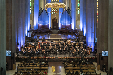 La Banda Municipal de Barcelona ha actuado por primera vez en la Basílica