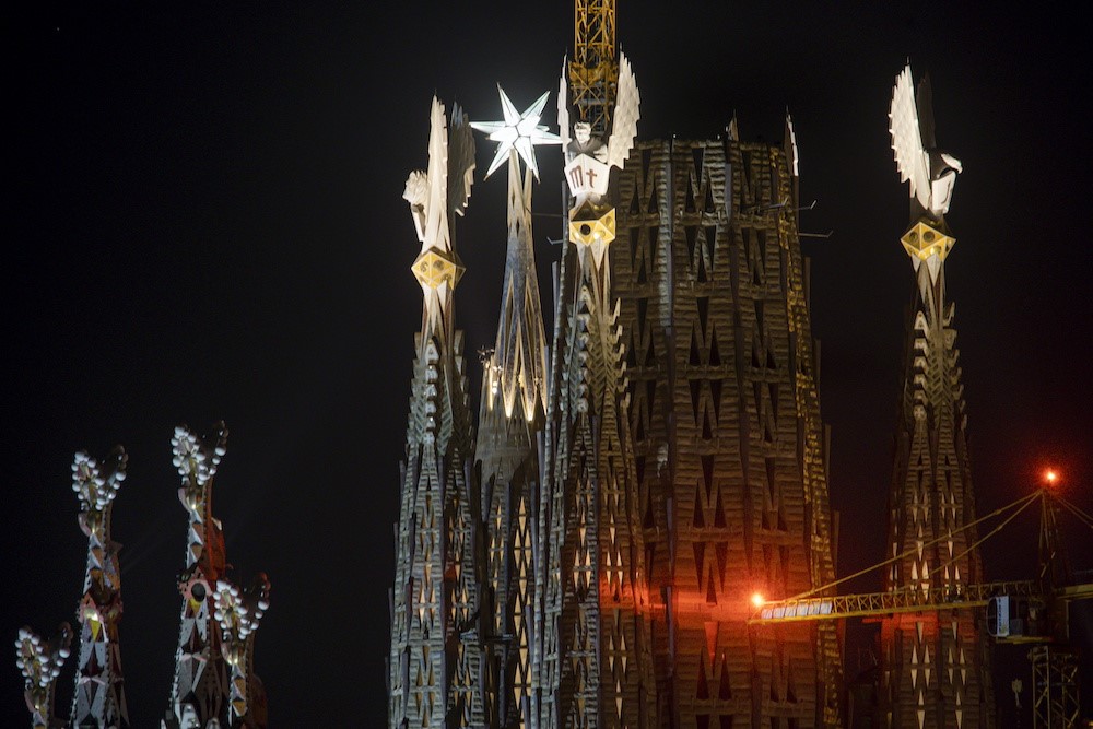 Primer aniversari de la culminació de les quatre torres dels Evangelistes