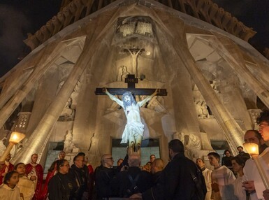 Religious services for Easter at the Sagrada Família