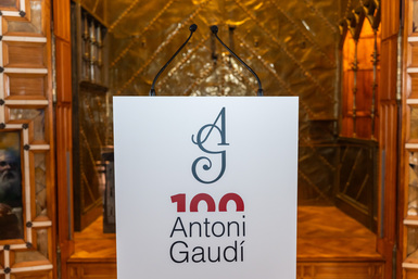 A press conference is held to present the Gaudí Year
