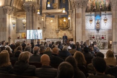 La Sagrada Familia presenta un ciclo de conferencias teológicas