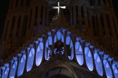 Relato de la pasión y la  muerte de Jesucristo en la fachada de la Pasión de la Sagrada Família