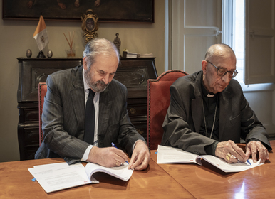 Fundación Endesa colabora en la iluminación de la cruz que corona la Torre de Jesucristo de la Basílica de la Sagrada Familia
