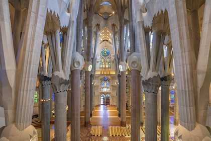 Mass at the Sagrada Família for the Parish Meeting of Lay People - Catholic Action